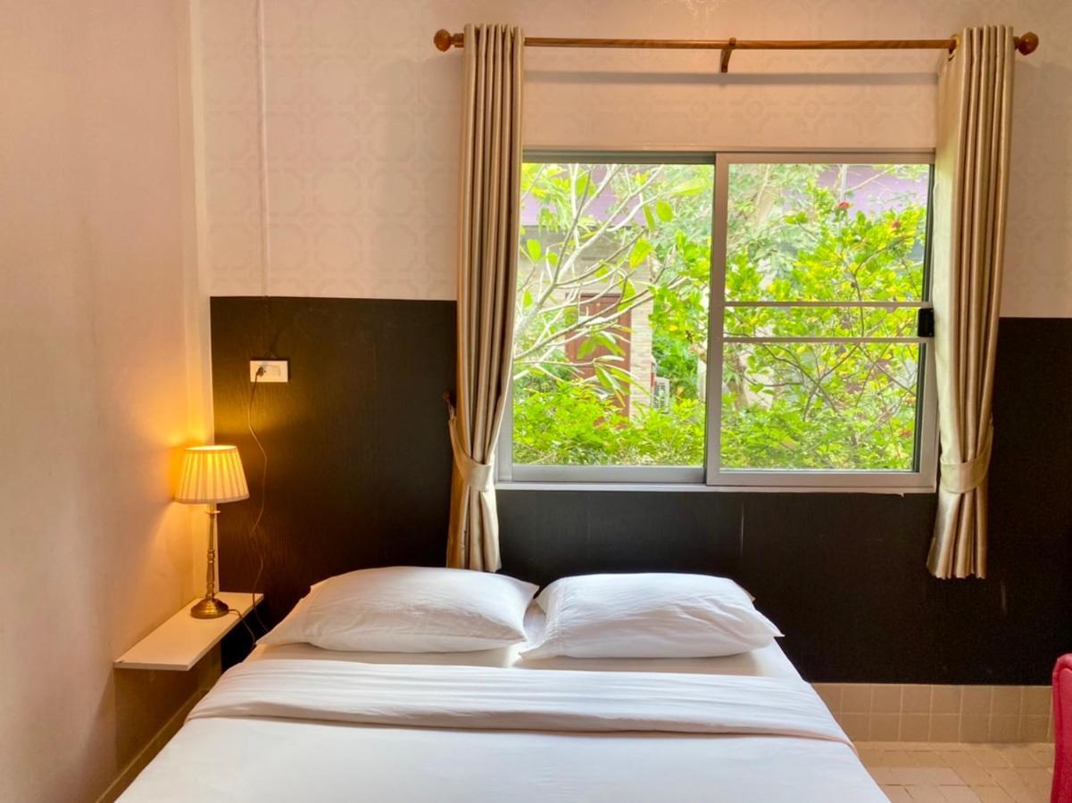 Canal Resort Nai Yang Beach Extérieur photo